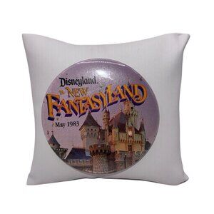 1983 Disneyland New Fantasyland Vintage Pinback Pin Back Button - RARE
